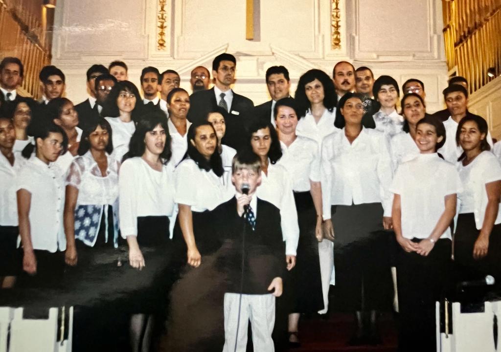 Alan Kevin no coral adulto